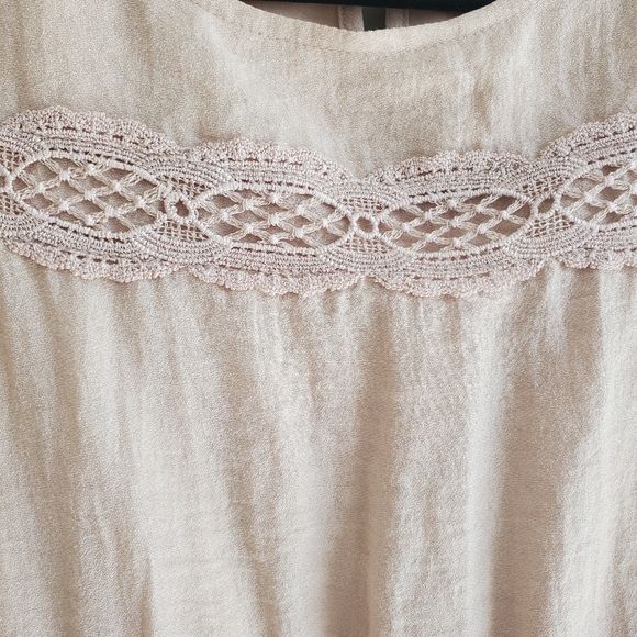 eri + ali Anthropologie Mirana Lace Tier Swing Dress Long Sleeve In Nude Size S - Picture 5 of 10